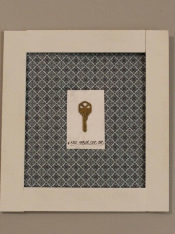 Sentimental Art - Frame a Key - Charleston Crafted