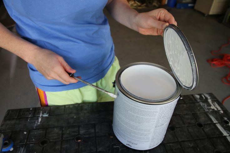 how-to-open-a-paint-can-video-easiest-cleanest-way