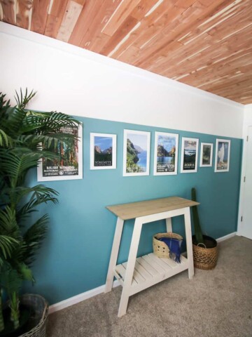 how to hang pictures in a straight line