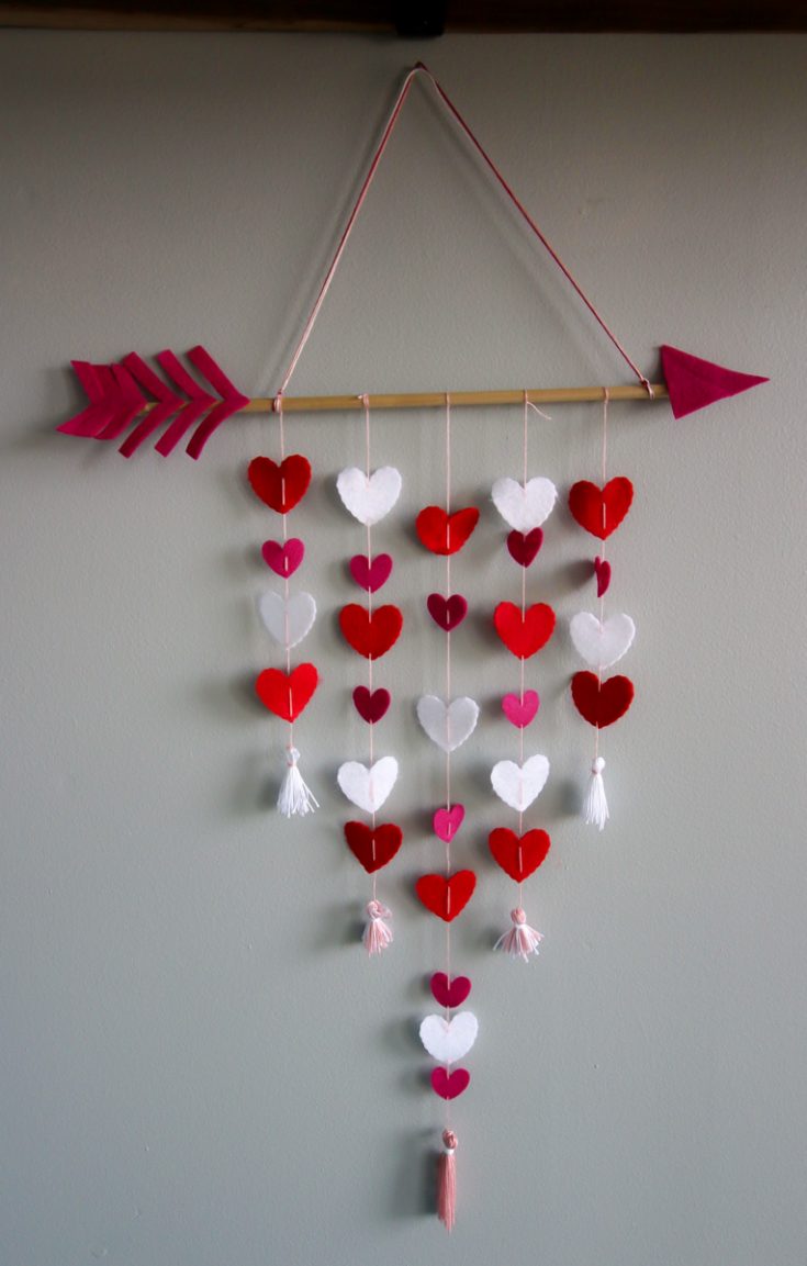 DIY Valentine Decoration Craft: Paper Heart Hanging for DIY Room Decor on  Valentine's Day 