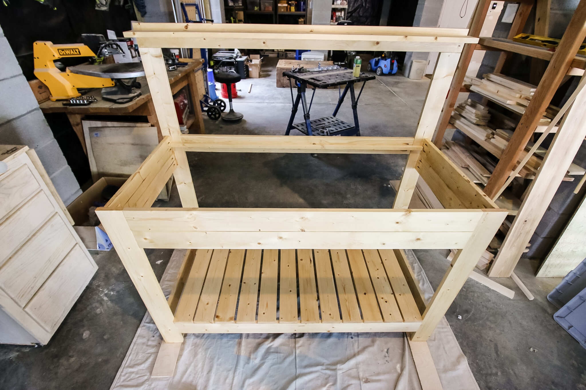 How to build a potting bench with storage- PDF plans