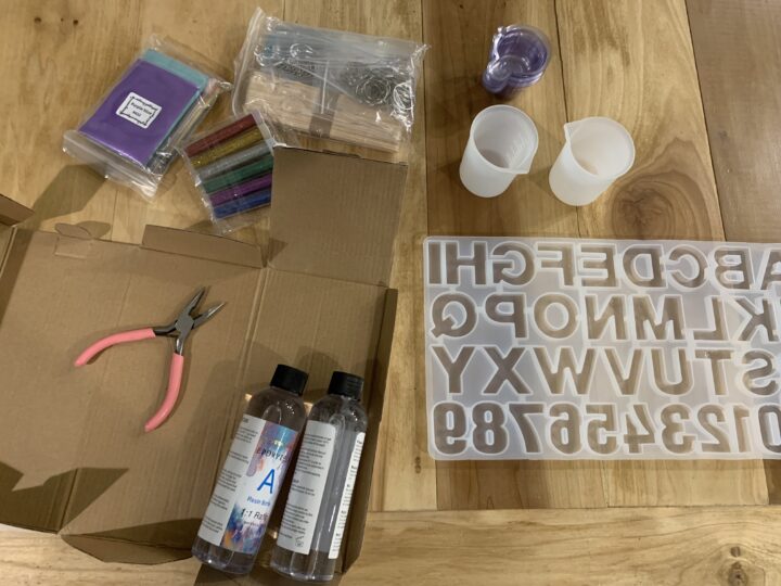 How to make epoxy resin letters