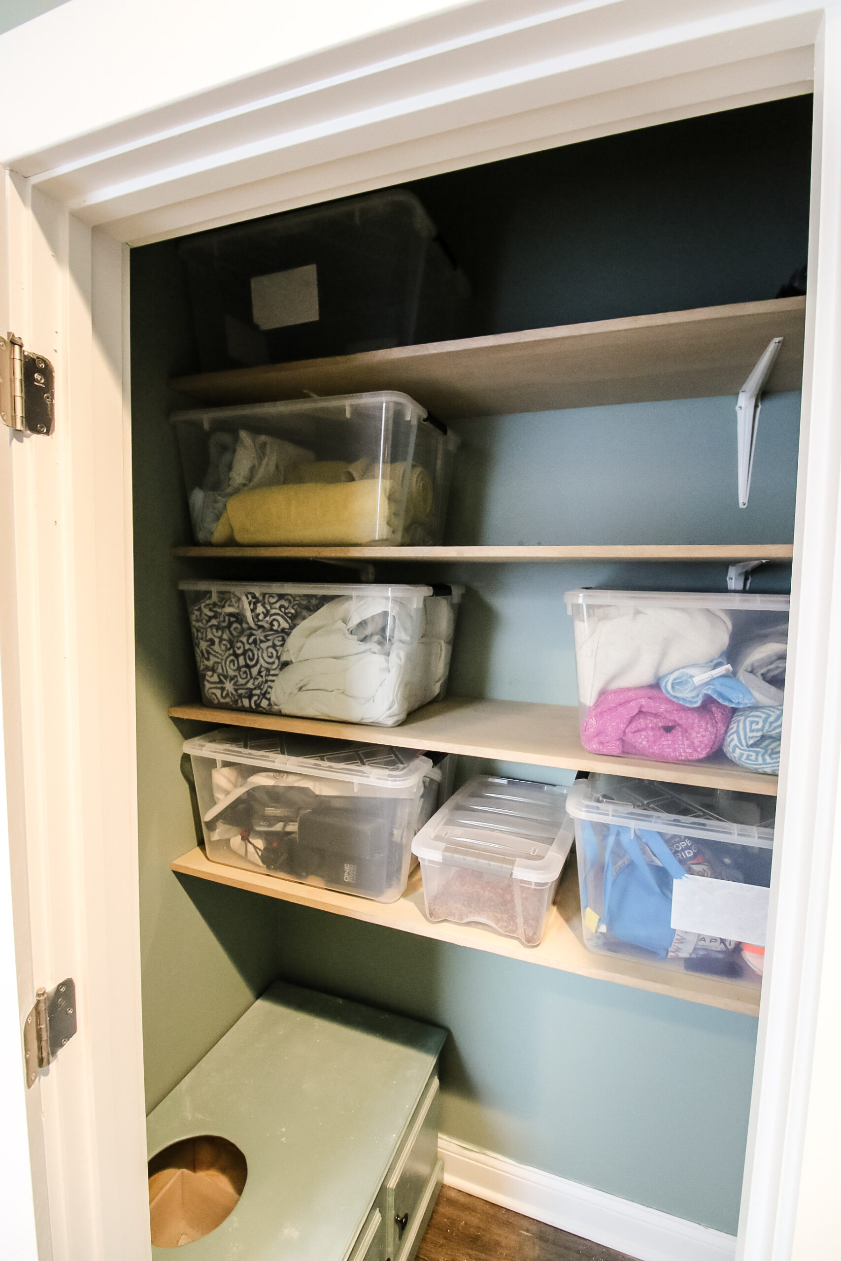 Simple closet shelves you can build in a weekend to get organized!