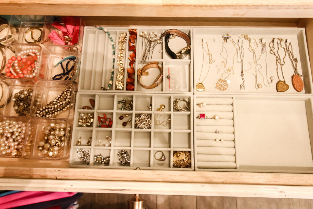 Make a Jewelry Holder from a Cutlery Tray  The DIY Mommy