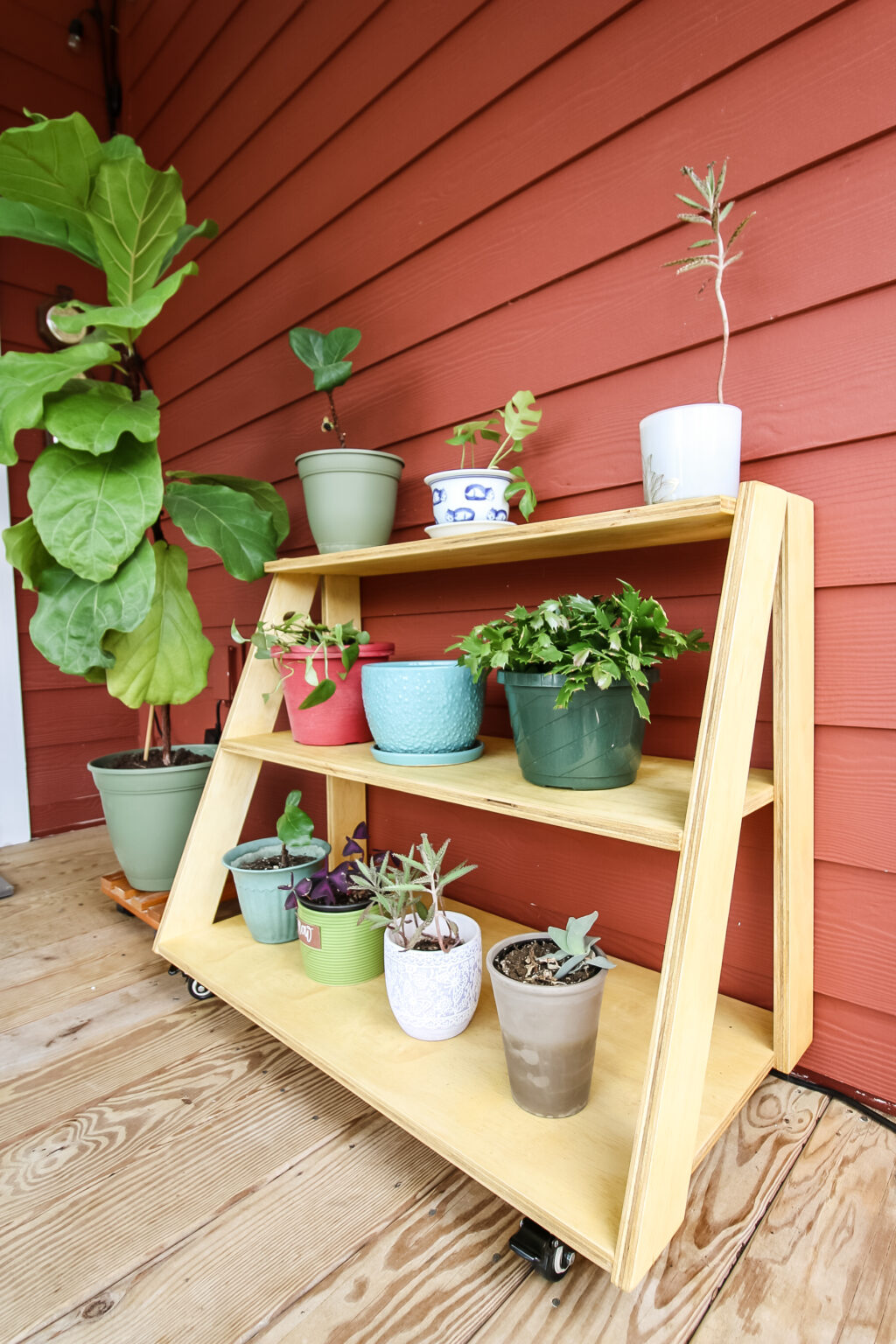 13 DIY tiered plant stands