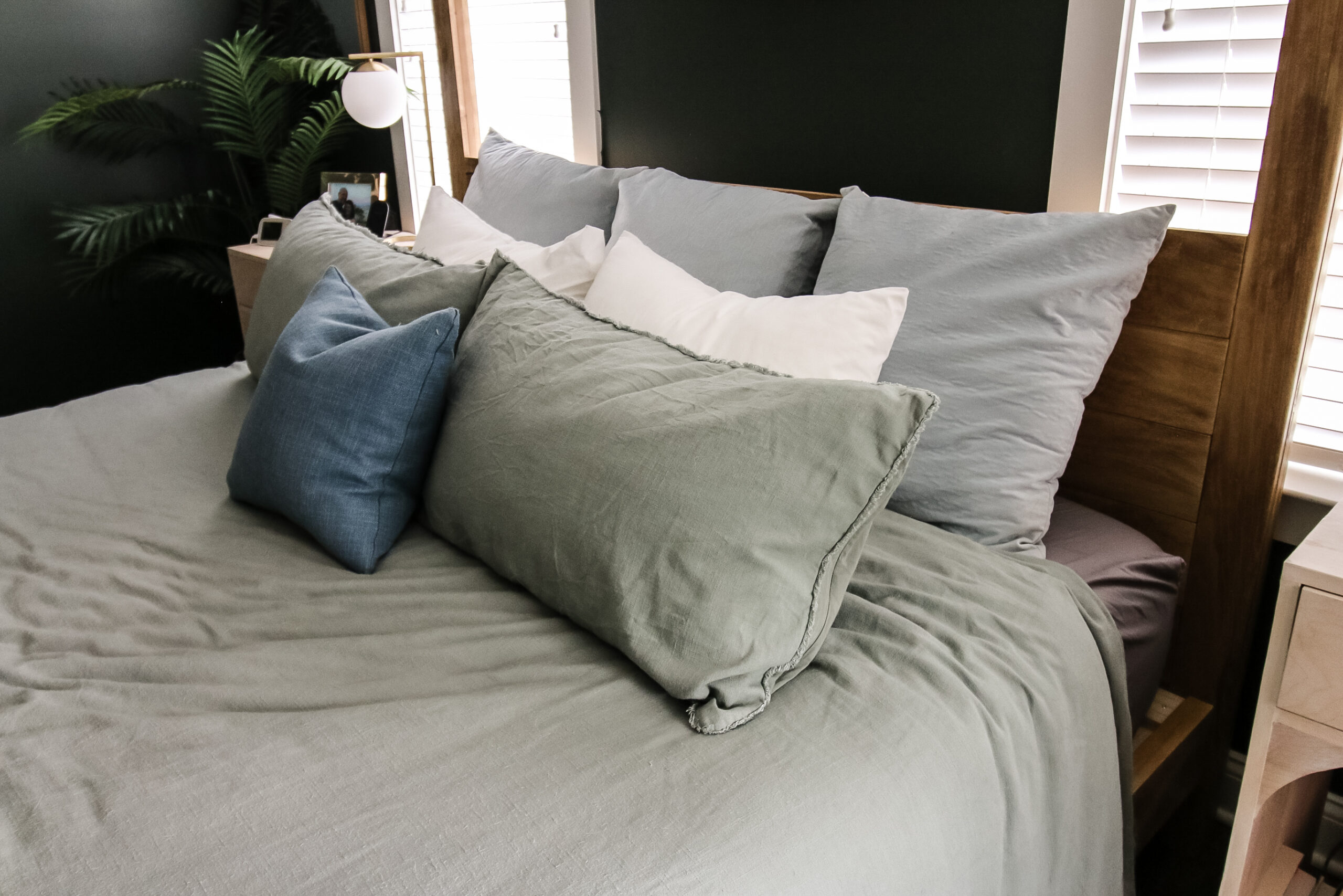 How to Arrange Throw Pillows on King Bed, All handmade home decor  including throw pillow covers
