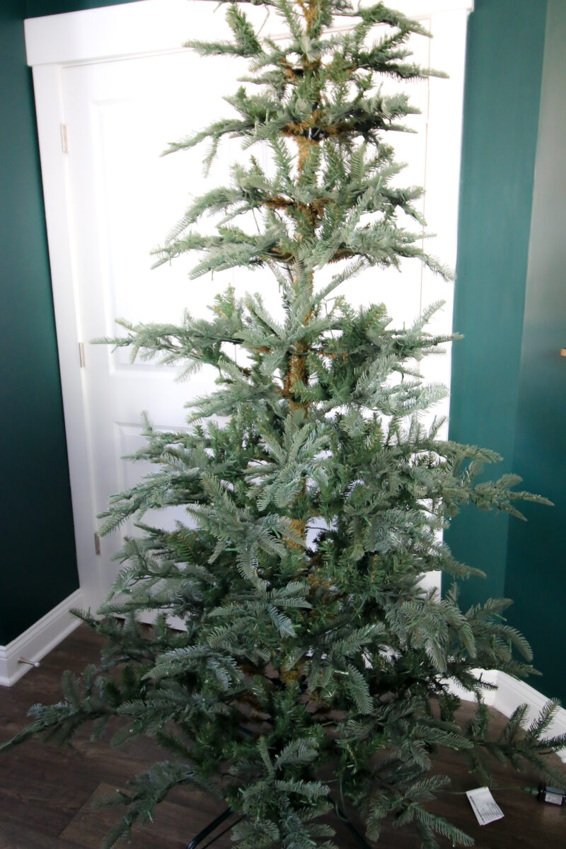 How to fluff an artificial Christmas tree