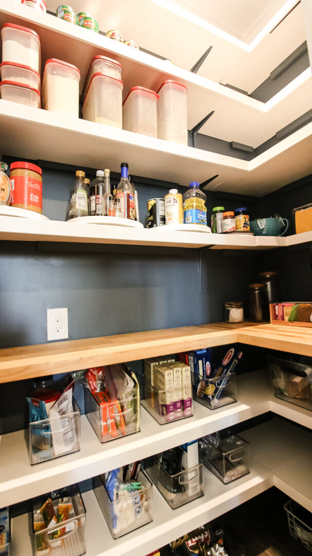 The ideal measurements for pantry shelves