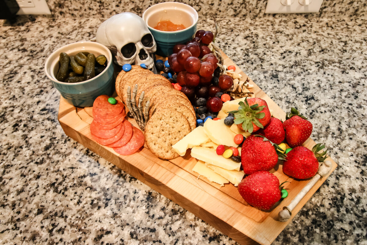 Skeleton Cheese Board
 How to make a DIY skeleton cheeseboard