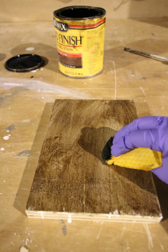 How to prevent wood stain blotches and streaks