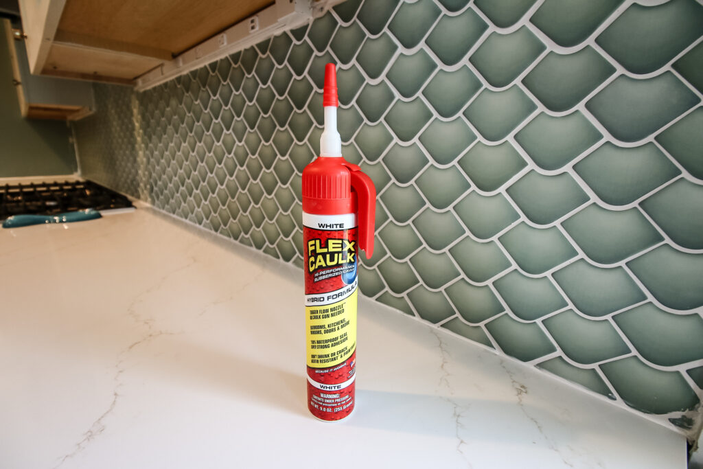 How to caulk kitchen backsplash - Charleston Crafted