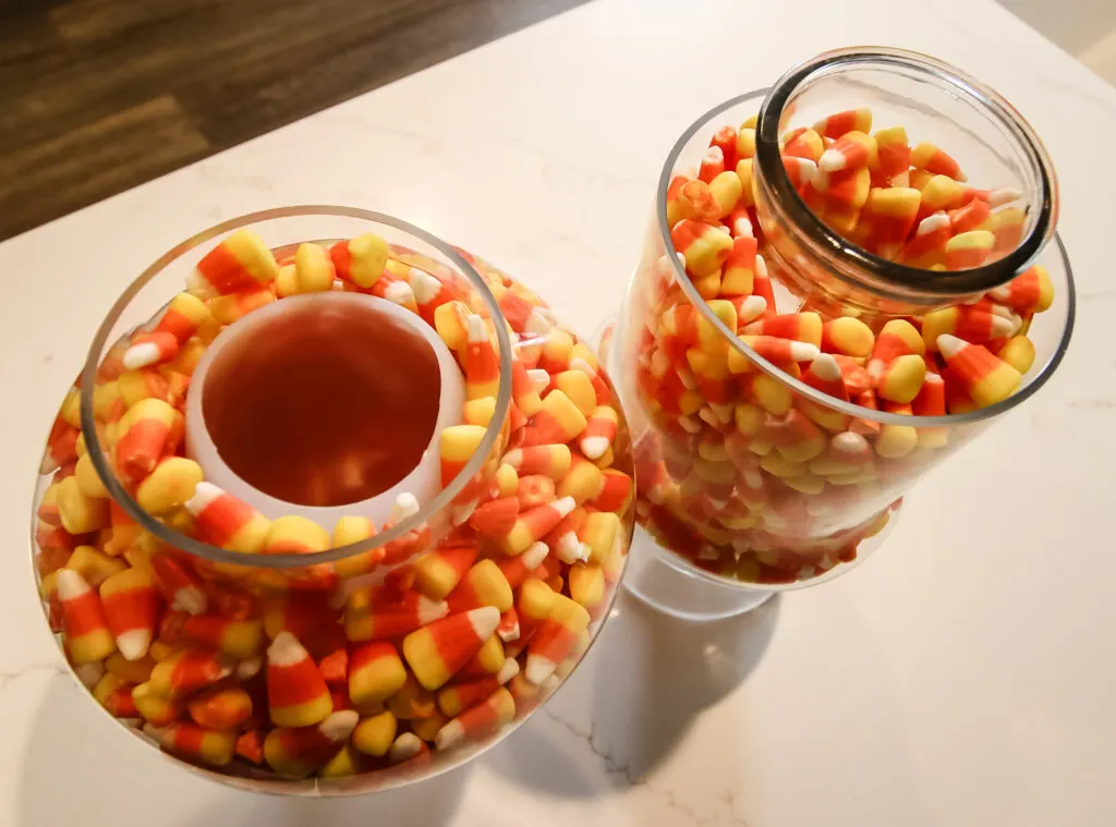 making a candy corn vase