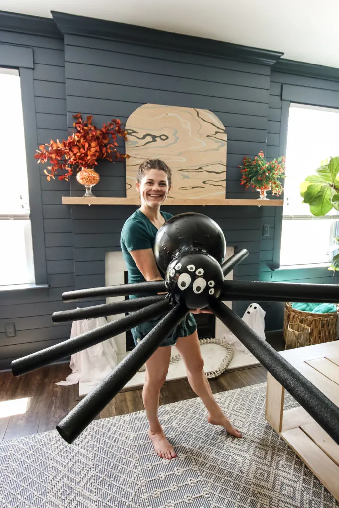 DIY giant spider from balls - Charleston Crafted