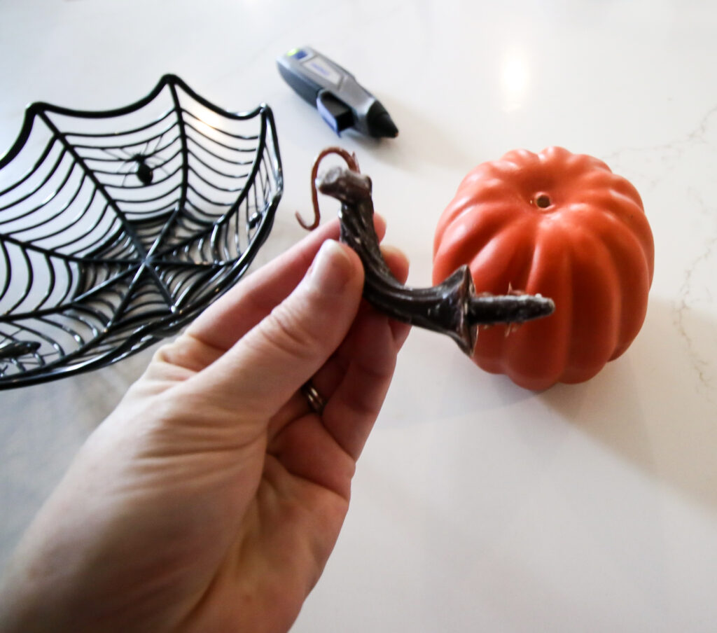 remove stem from a plastic pumpkin