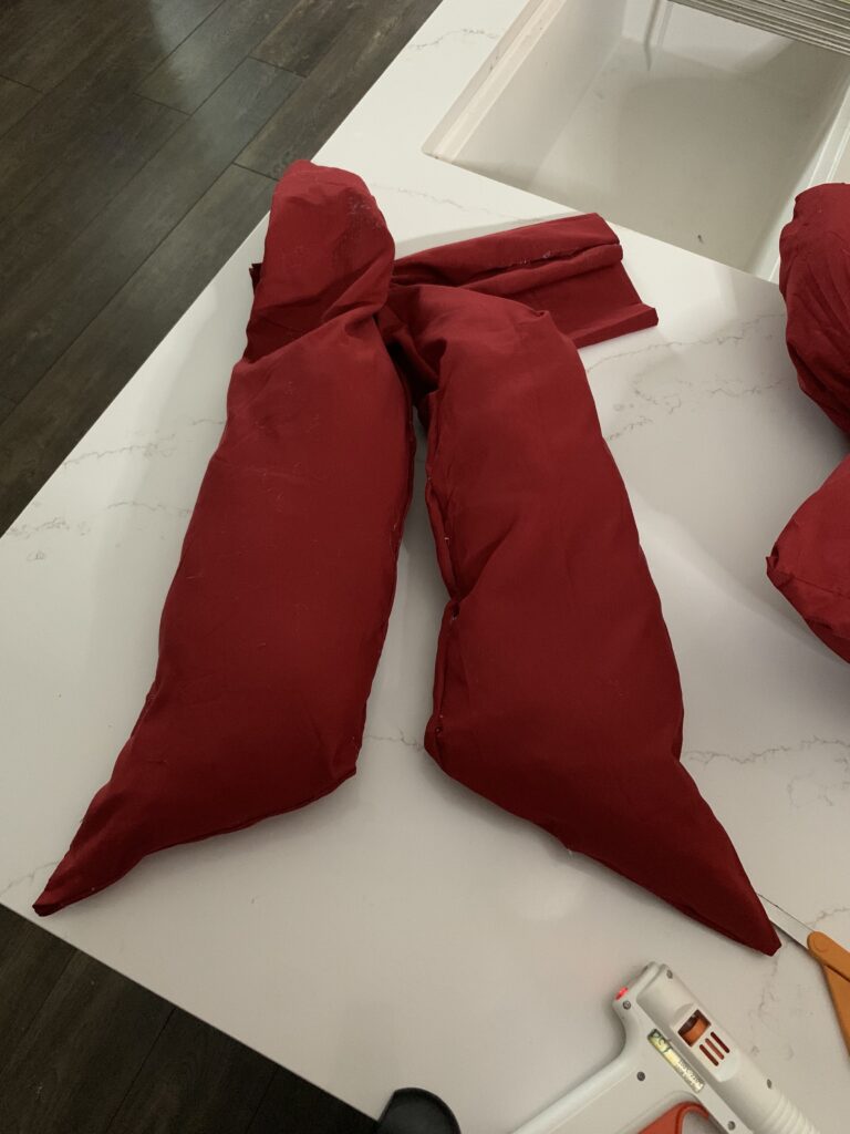 giant bow pillow tails