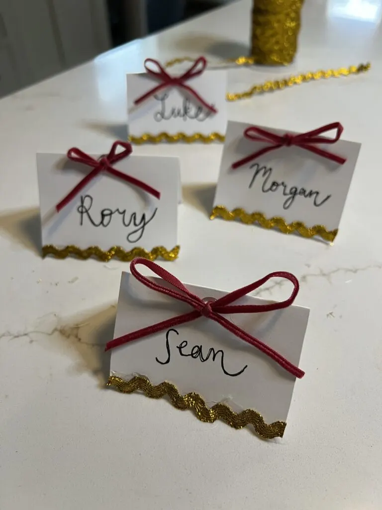 simple elegant holiday placecards