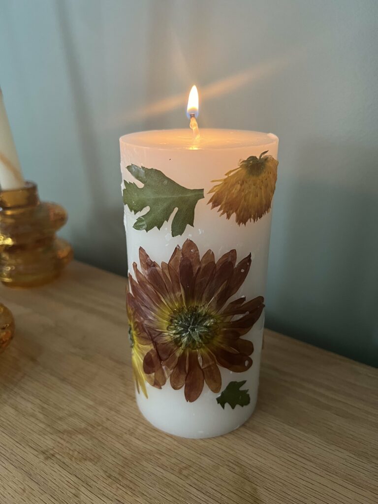 DIY dried flower candles