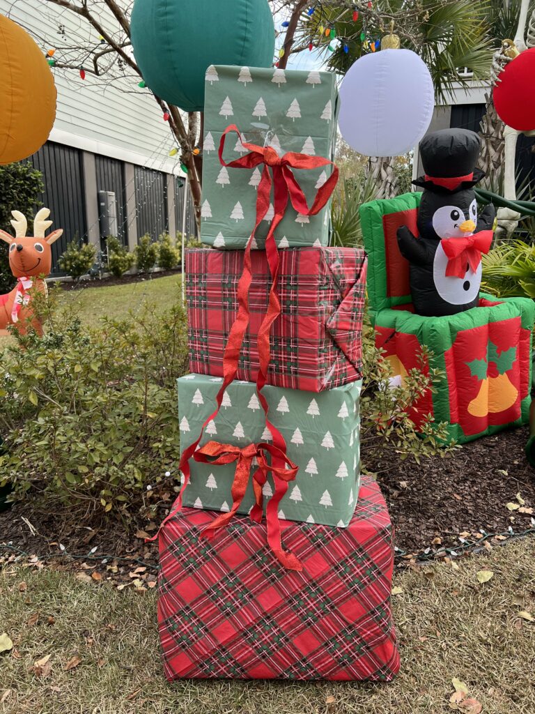 oversized christmas gift box topiary for outdoors DIY