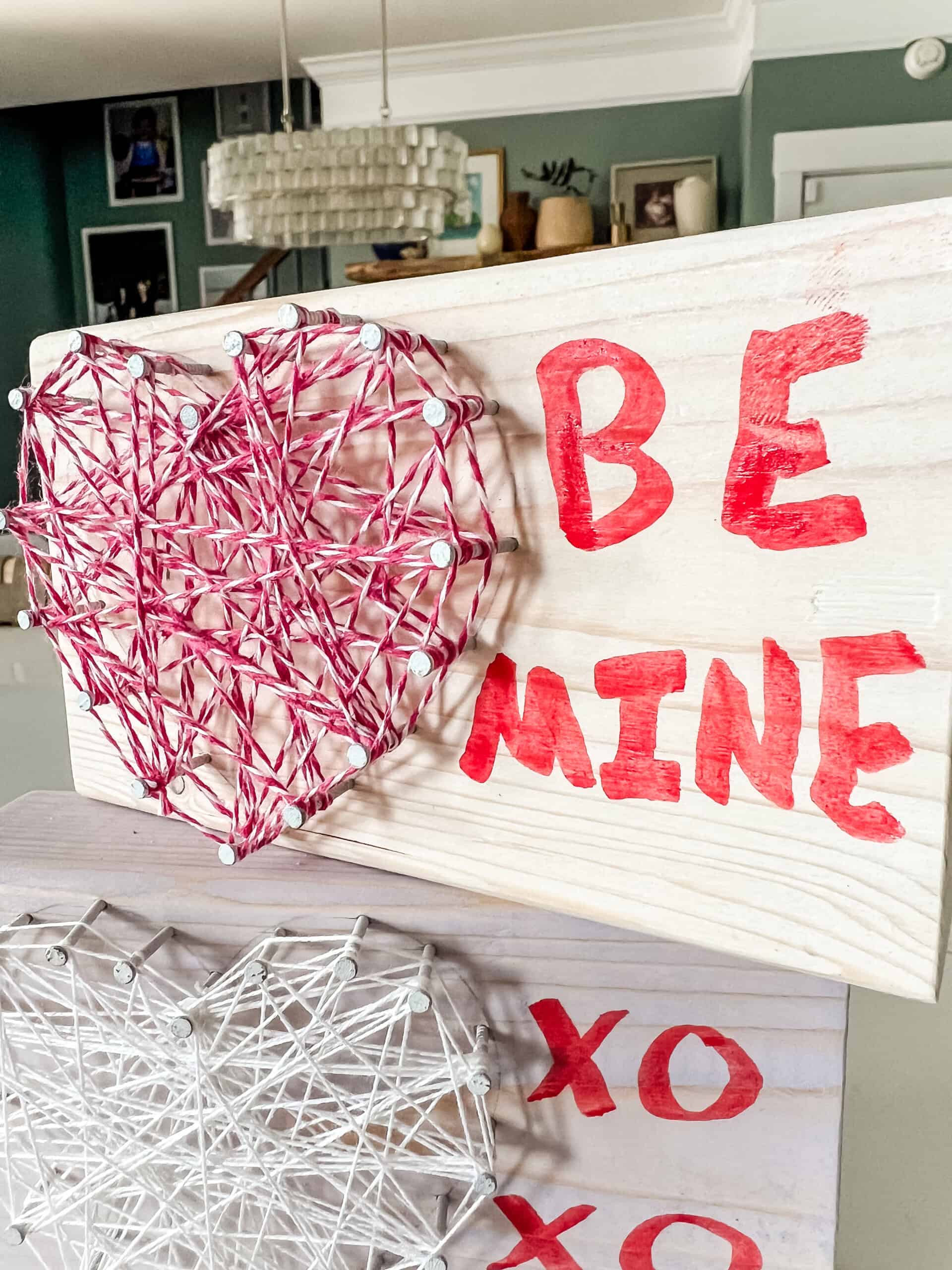 String art 2x4 Valentine - Charleston Crafted