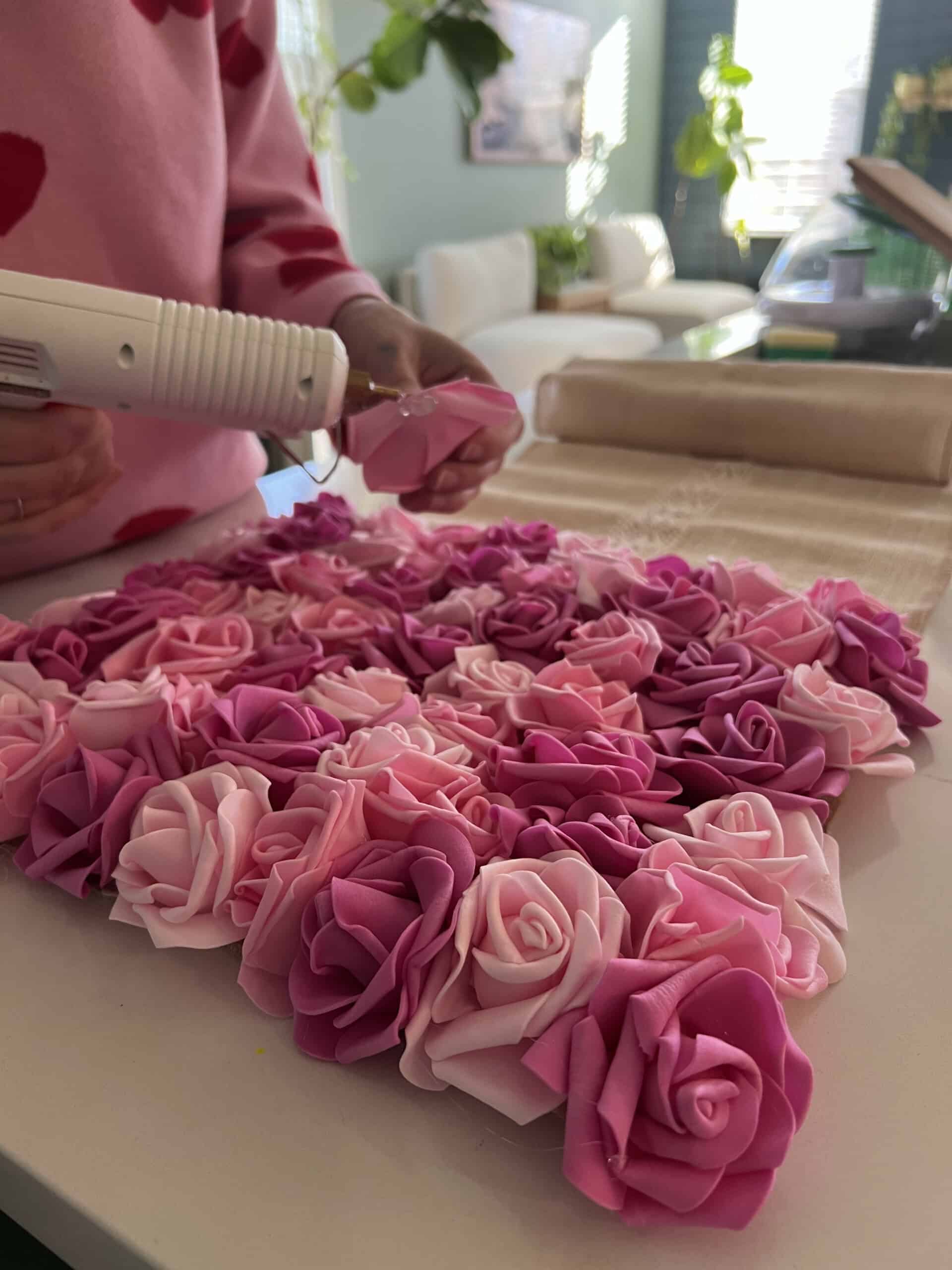 how to make a rose table runner