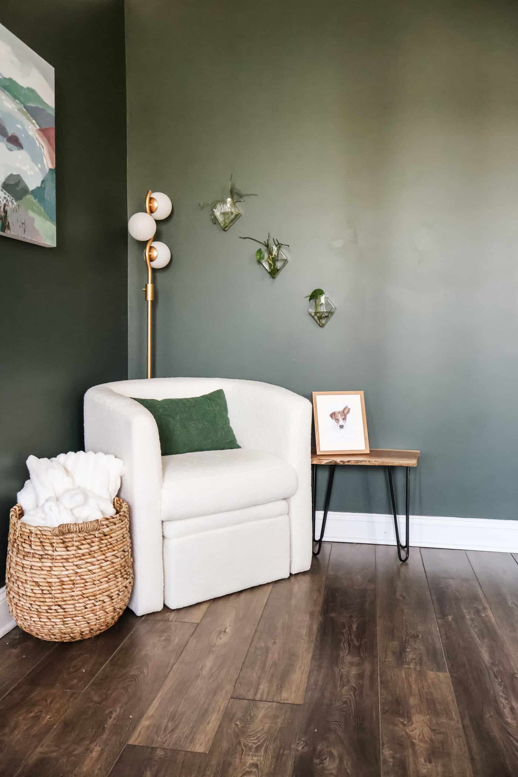 bedroom sitting area